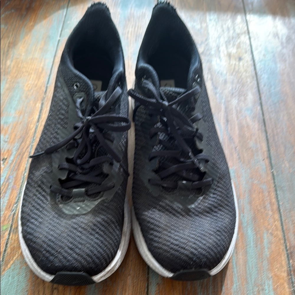 Hoka solimar men’s 11